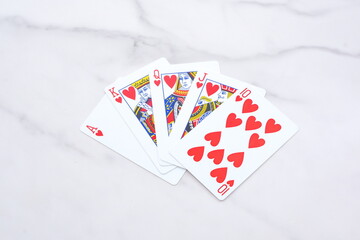 ポーカーゲームで最強のカード、ロイヤルストレートフラッシュ