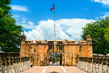 Puerta del Conde, an ancient gate in Santo Domingo, the capital of Dominican Republic - 641927448