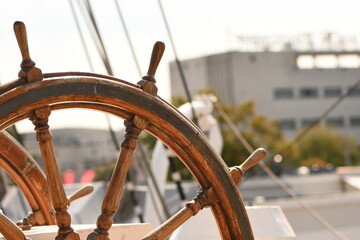 ship wheel