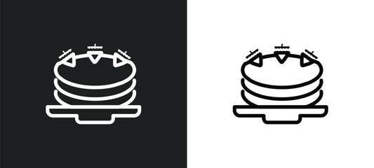 fruit cake icon isolated in white and black colors. fruit cake outline vector icon from food collection for web, mobile apps and ui.