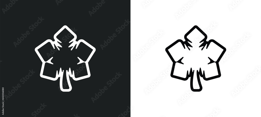 Poster grape leaf icon isolated in white and black colors. grape leaf outline vector icon from nature colle