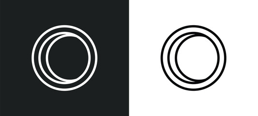 round plate icon isolated in white and black colors. round plate outline vector icon from bistro and restaurant collection for web, mobile apps and ui.