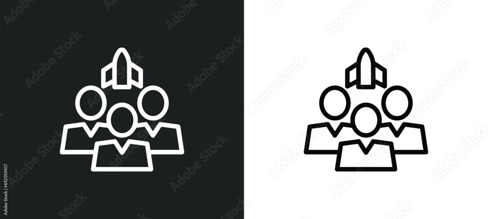 Aufkleber team icon isolated in white and black colors. team outline vector icon from startup collection for w