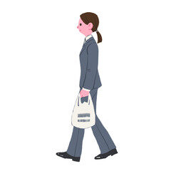 レジ袋を持ったパンツスーツの女性　横向き