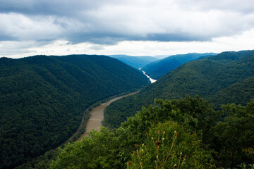 Fototapeta premium New River Between the Mountains 2