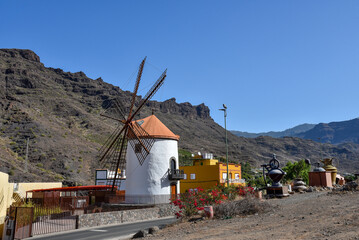 Windmühle auf der Insel Gran Canaria - obrazy, fototapety, plakaty
