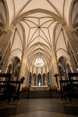 Fototapeta premium Arquitetura interior catedral São Pedro de Alcântara, Petrópolis, Rio de Janeiro