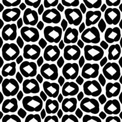 White background with black pattern.Repeat Pattern for fashion, textile design,  on wall paper, wrapping paper, fabrics and home decor. Seamless pattern in grunge style.