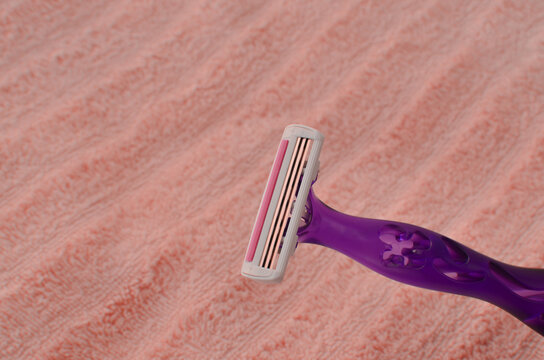The image depicts a female shaver in a soft environment, symbolizing care and confidence in the beauty routine.