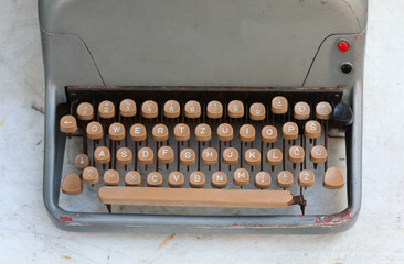 antique vintage typewriter for sale in flea market