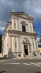 Fototapeta na wymiar church of Botticino in Italy 
