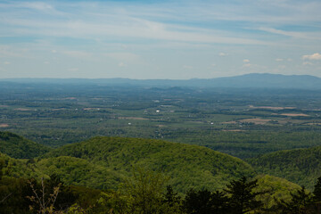 Fototapeta na wymiar View from Riprap overlook in the Shenandoah National Park