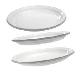 Disposable plastic plate isolated on white, clipping path - obrazy, fototapety, plakaty