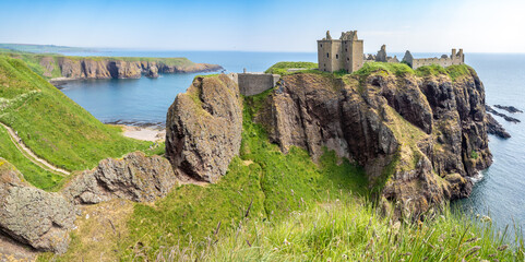 Dunnotar castle in Aberdeenshire, Scotland © estivillml