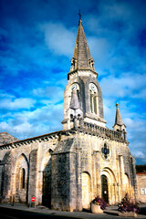 Fototapeta premium vue de l'église du village de Saint Denis d'Oléron en Charente Maritime en France en Europe. 