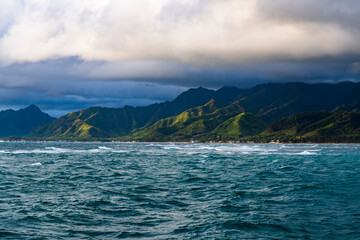 Hawaiian coastline at sunrise - obrazy, fototapety, plakaty