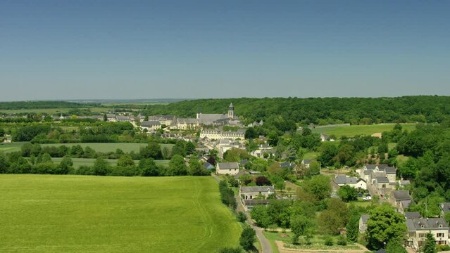 vue a&eacute;rienne de l' Abbaye de Fontevraud