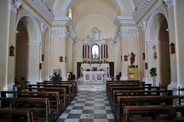 Fototapeta na wymiar Tropea - Interno della seicentesca Chiesa del Santo Rosario