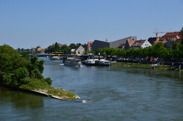 Fototapeta na wymiar Panorama at the River Danube in the Town Regensburg, Bavaria