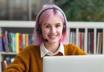 woman employee customer support services in headset, online consultation