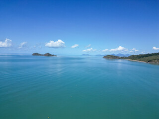 Perfect clear blue water and sky in Ellis Beach with Double Island