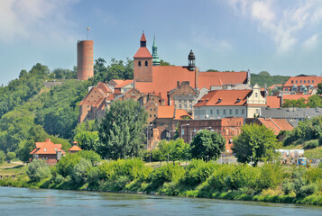 Obraz premium Panorama of Grudziądz from the side of the Vistula River