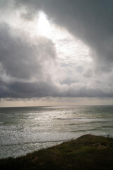 Orage sur l'océan avant la tempête sur l'île d'Oléron en France