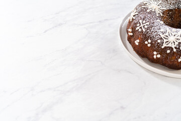 Gingerbread bundt cake with caramel filling