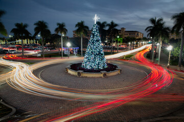 Christmas car trails, Fort Pierce, Florida. - obrazy, fototapety, plakaty