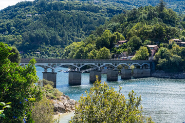 Ponte sobre o rio Cavado