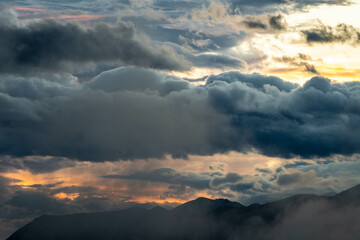 Fototapeta premium Sunrise Over the Chugach