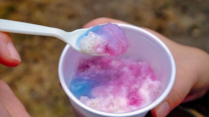 シロップが混ざったかき氷
