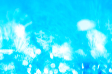 Fototapeta na wymiar 白地に全面青・水色に絞り染め風に染まった水彩画風背景テクスチャー