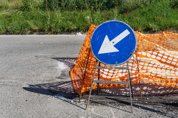 Mandatory direction sign