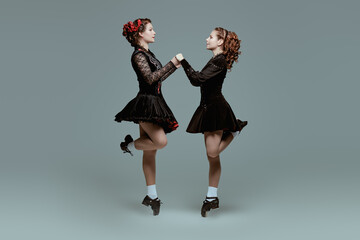 duet of dancers