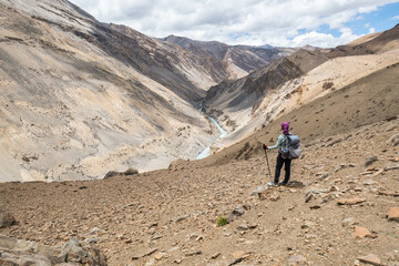 Fototapeta premium Trekking to Zanskar above the Tsarab Chu River, Ladakh, India