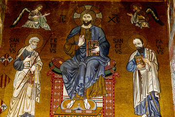 Palatine chapel, Palermo, Sicily, Italy. Jesus pantocrator surrounded by Saint Peter and Saint Paul.