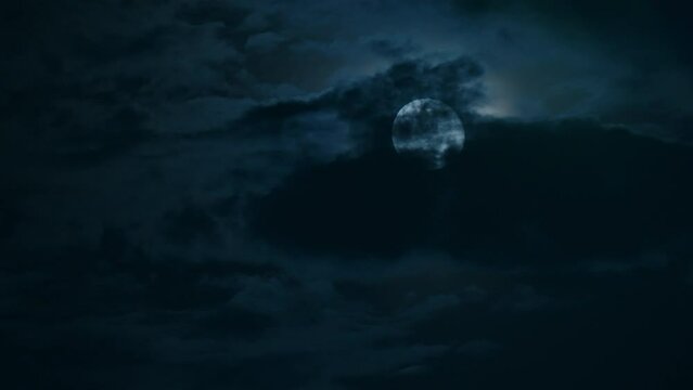 halloween night Full moon at night with cloud real time