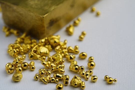 Gold bar precious metal money investing assets