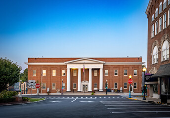 Frontal view of Pulaski county clerks office building in downtown Somerset, Kentucky