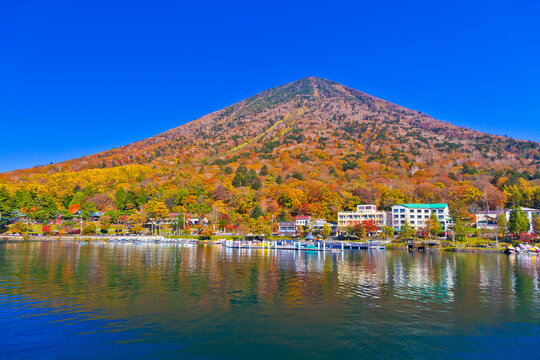 Lake Ch?zenji in autumn and Mount Nantai, Japan,Tochigi Prefecture,Nikko, Tochigi
