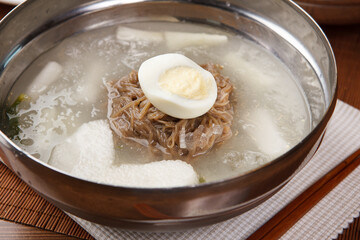 korean style cold noodle 