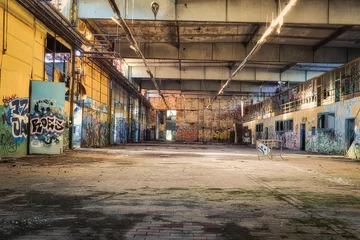 Foto op Canvas abandoned factory building - Verlassener Ort - Urbex / Urbexing - Lost Place - Artwork - Creepy -  Beatiful Decay - Lostplace - Lostplaces - Abandoned - High quality photo  © Enrico Obergefäll