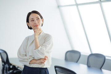 ビジネス　女性