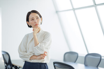 ビジネス　女性