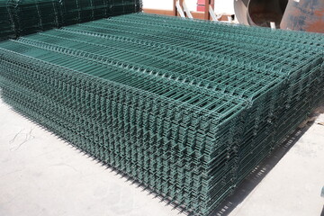 High green metal fence, High Security Palisade Metal Fencing Manufacturer