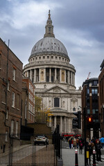 Daytime view of St. Paul's Cathedral of the city of London