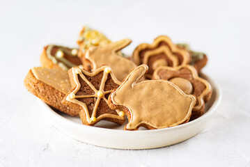 Homemade gingerbread with honey, cinnamon and spices, selective focus, sugar, gluten and lactose free.