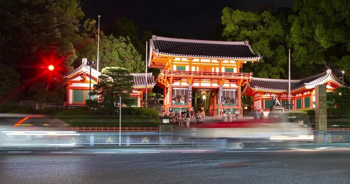4k Japan City Shrine Traffic Time-lapse Kyoto Pan Night Cars
