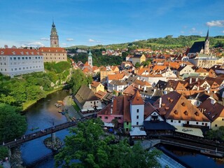Panoramic view of Cesky Krumlov with St Vitus church in the middle of historical city centre. Cesky Krumlov, Southern Bohemia, Czech Republic.
- 644064450